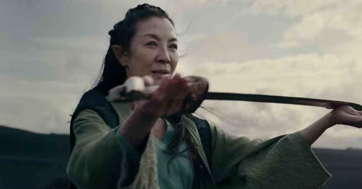 La bande-annonce de The Witcher: Blood Origin montre les pouvoirs de l'épée de Michelle Yeoh
