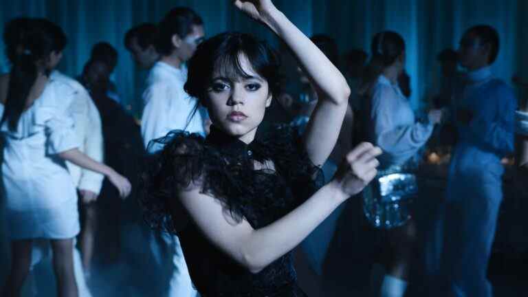 La scène de danse de mercredi sur Netflix explose en ligne – et Jenna Ortega l’a chorégraphiée elle-même