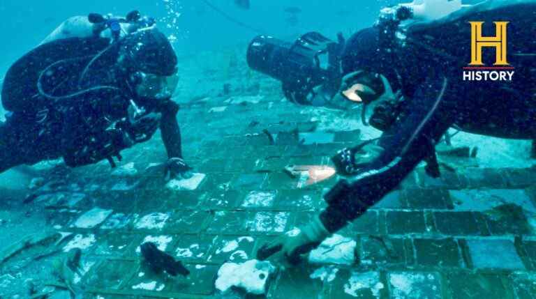 "The Bermuda Triangle" Challenger Discovery