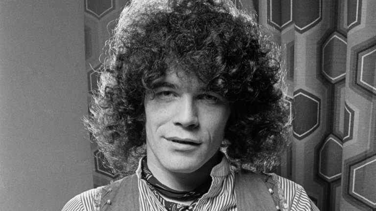 Le chanteur de Nazareth Dan McCafferty, qui a fait savoir au monde que "l'amour fait mal", décède à 76 ans.
	
	
