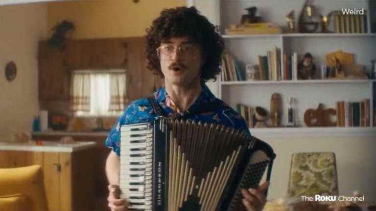 Le film étrange d'Al Yankovic est pratiquement parfait, si vous êtes dans la blague
