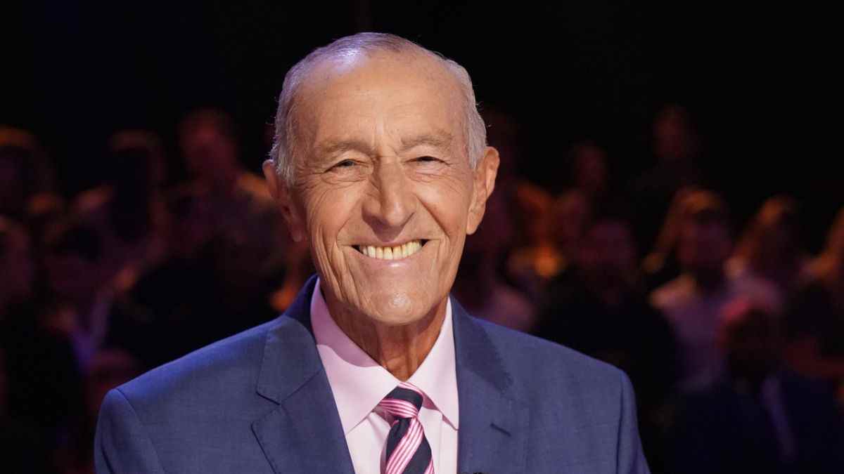 Len Goodman on Dancing With The Stars on Disney+