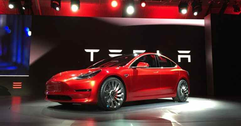 Le modèle 3 de Tesla est sur le point d’être rafraîchi