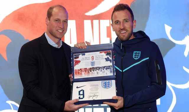 Le prince William a révélé qu’il « soutenait à la fois » l’Angleterre et le Pays de Galles lors de la Coupe du monde