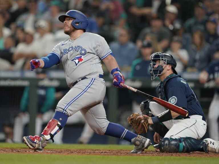 Le receveur des Blue Jays Alejandro Kirk remporte le Silver Slugger pour la première fois