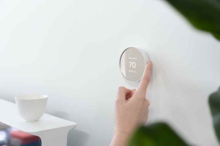 Le thermostat Nest ne coûte que 90 $ dans le cadre des offres Black Friday de Google