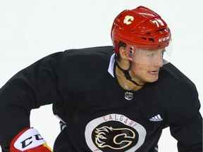 # 79 Lucas Ciona lors du camp d'entraînement de la LNH des espoirs des Flames de Calgary 2021 à Calgary le jeudi 16 septembre 2021.