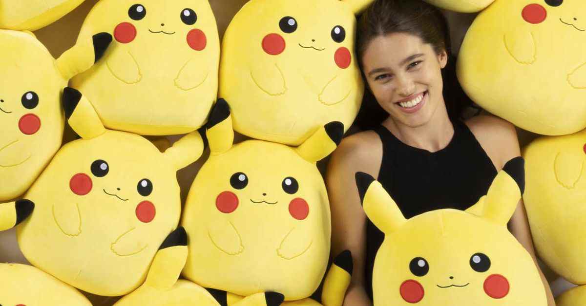 Les Pokémon Squishmallows sont arrivés, il est temps de faire un câlin à Pikachu 
