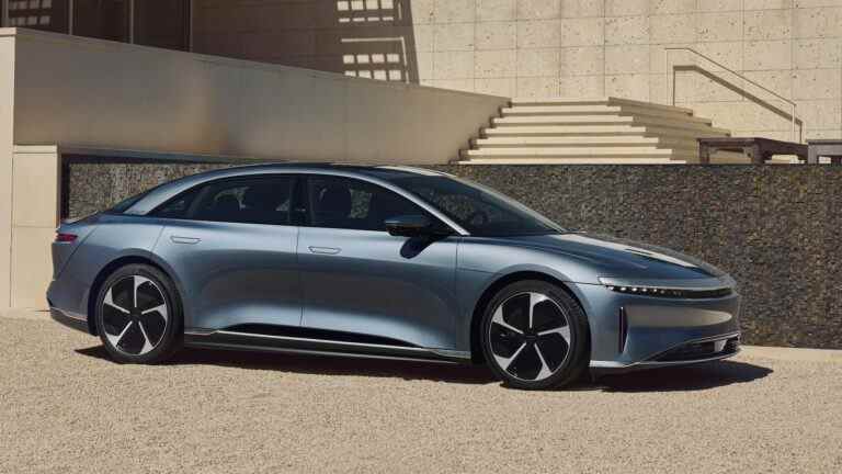 Les modèles Lucid Air Touring et Pure EV plus abordables offrent toujours plus de 400 miles d’autonomie