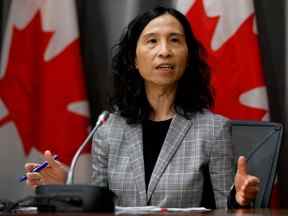 L'administratrice en chef de la santé publique, la Dre Theresa Tam, assiste à une conférence de presse à Ottawa.