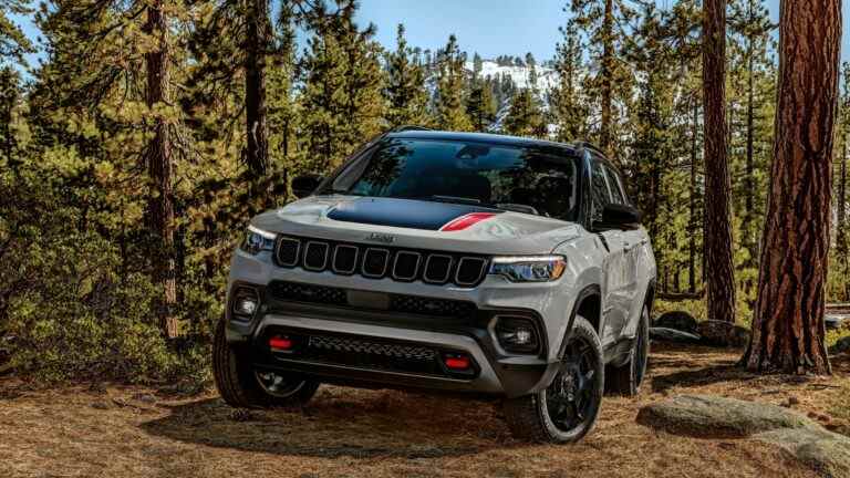 Premier aperçu du Jeep Compass 2023 : un moteur turbo plus puissant désormais de série