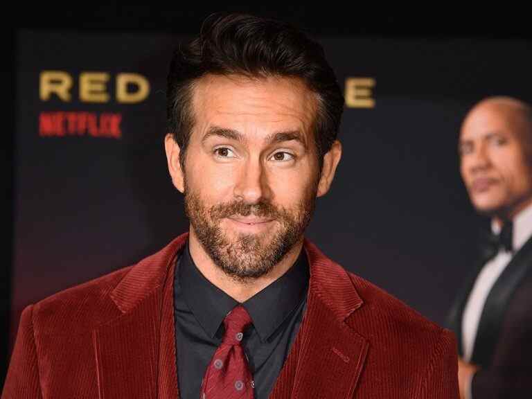 Ryan Reynolds souhaite acheter le magazine Senators: People