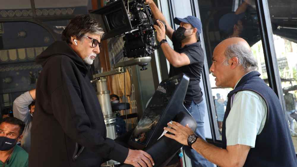 Sooraj Barjatya sur le travail avec Amitabh Bachchan dans 