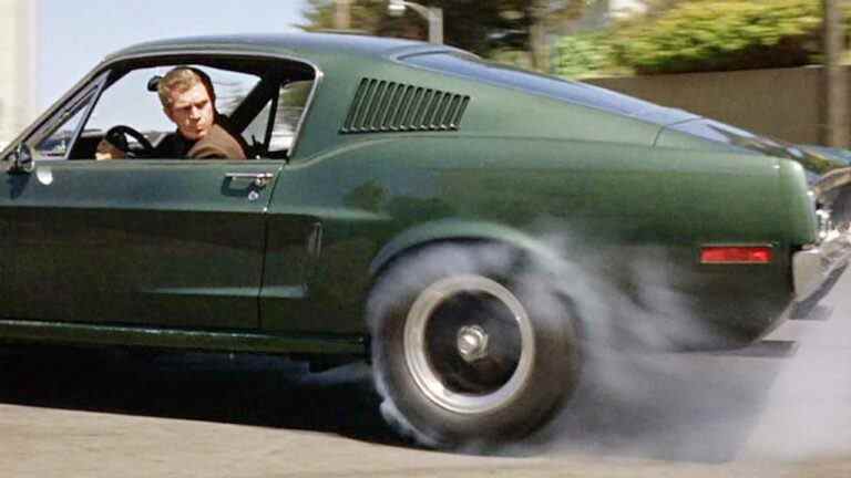 Steven Spielberg dirigera le redémarrage de Bullitt avec Bradley Cooper
