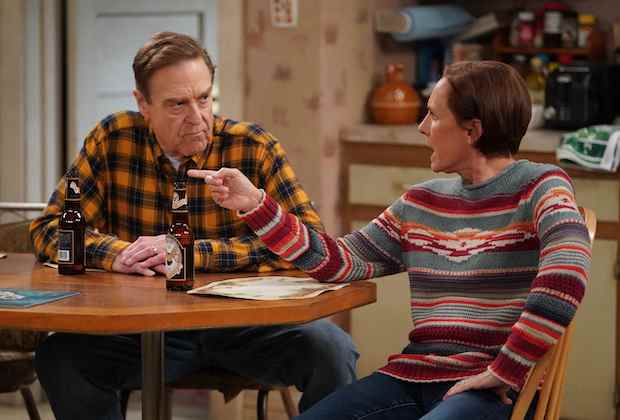 The Conners: Jackie’s Mom Bev dans la saison 5 – Estelle Parsons sur Roseanne