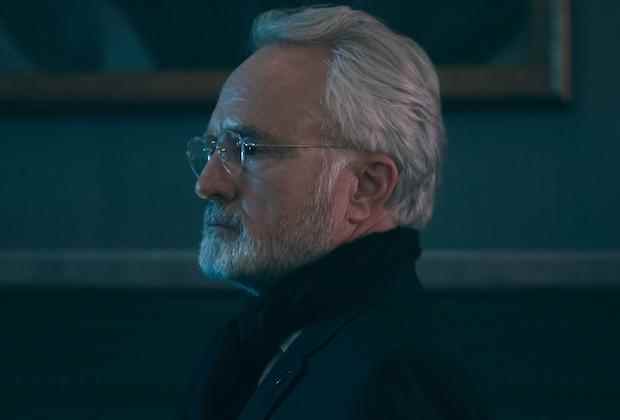 ‘The Handmaid’s Tale’ Saison 5, Épisode 9 : Entretien avec Bradley Whitford