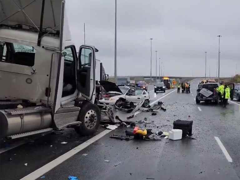 Une personne tuée dans un accident impliquant sept véhicules sur l’autoroute 401