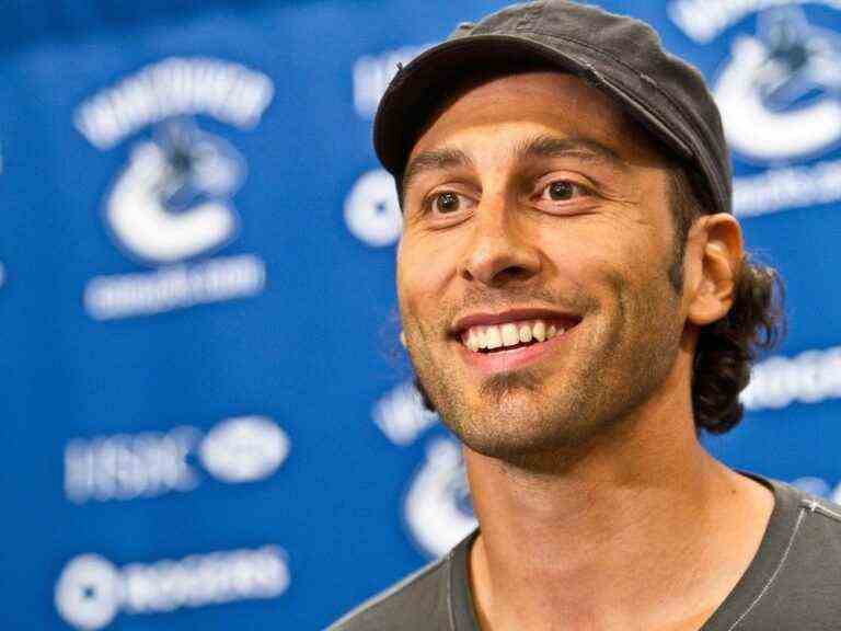 Roberto Luongo sera intronisé au Ring of Honor des Canucks la saison prochaine