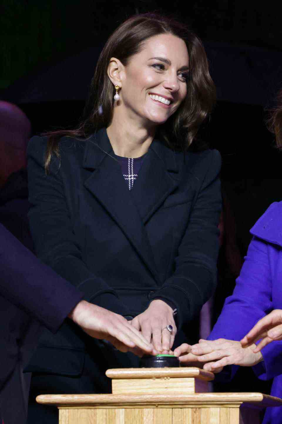 La princesse de Galles donne le coup d'envoi des célébrations Earthshot en éclairant Boston au Speaker&# x002019;s Corner près de l'hôtel de ville.  (Getty Images)