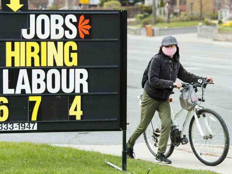 Le taux de chômage baisse légèrement à 5,1% en novembre, le marché du travail toujours chaud