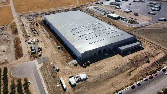 Vue aérienne de l'usine entrante de Plant Prefab à Tejon Ranch, en Californie.