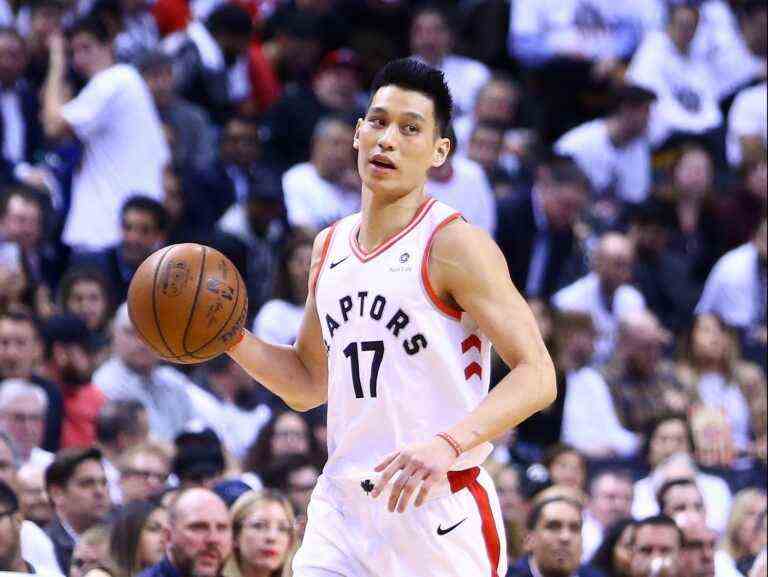 La Chine inflige une amende à l’ancienne star de la NBA Jeremy Lin pour ses commentaires sur la quarantaine