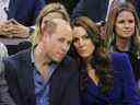 Le prince William et Kate, princesse de Galles, regardent le match de basket NBA entre les Celtics de Boston et le Heat de Miami le mercredi 30 novembre 2022 à Boston.