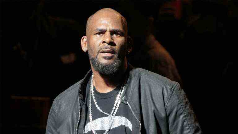 Le nouvel album de R. Kelly, "I Admit", est un bootleg - pas une sortie officielle, le représentant de Sony confirme que le plus populaire doit être lu Inscrivez-vous aux newsletters Variety Plus de nos marques
	
	
