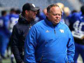 Le président et chef de la direction, Wade Miller, examine ses Blue Bombers de Winnipeg au camp d'entraînement en 2019. Fichiers du Winnipeg Sun