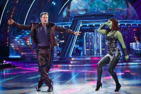 amy dowden et james bye dans strictement come dancing, semaine 3