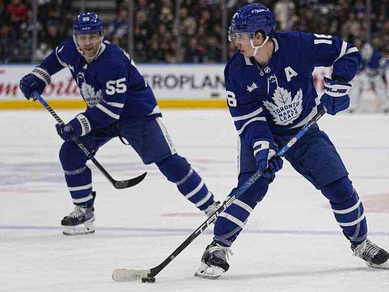 William Nylander marque cinq points, la séquence de Mitch Marner atteint 22 matchs alors que les Maple Leafs battent les Flames en prolongation