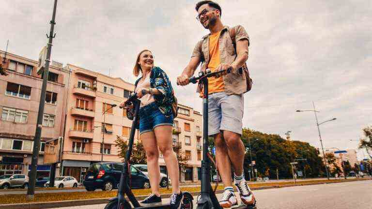 Les meilleurs scooters électriques – Review Geek