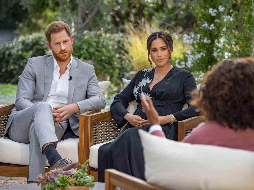 Meghan Markle et le prince Harry avec Oprah Winfrey.  (Harpo Productions/ Photographe Joe Pugliese)