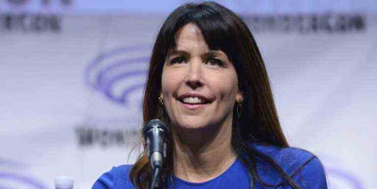 La réalisatrice de Wonder Woman 3, Patty Jenkins, nie s'être "éloignée" du film

