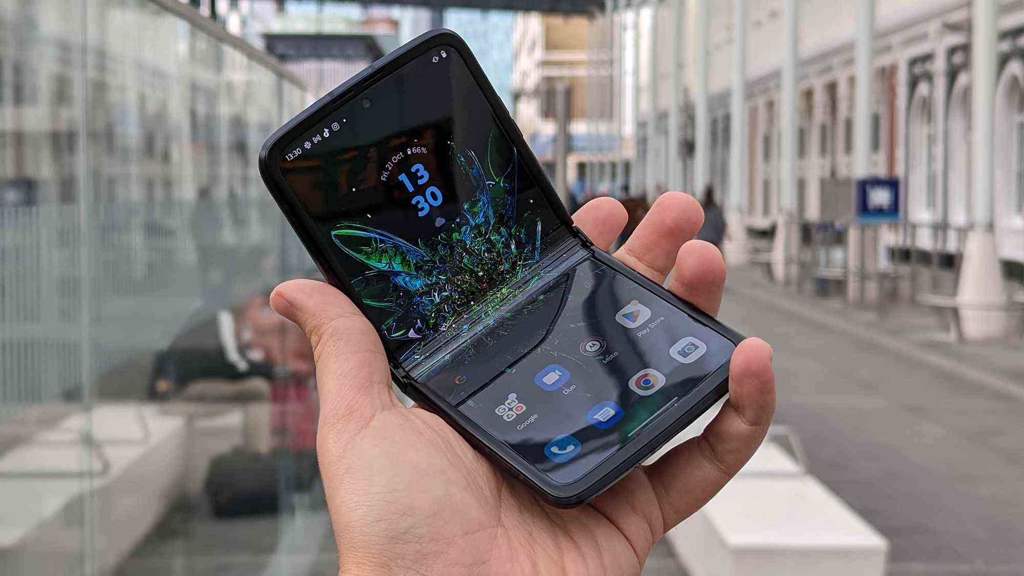 Héros de la revue Motorola Razr 2022