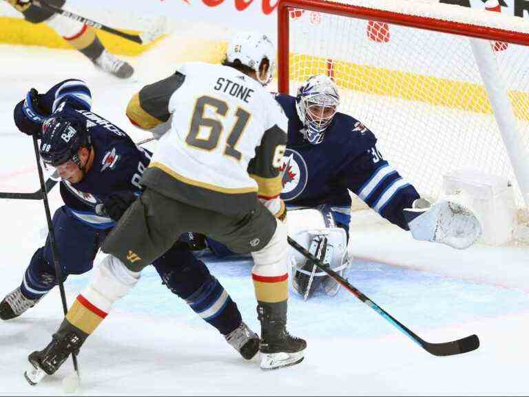 Les Jets perdent face aux Golden Knights malgré le tour du chapeau de Mark Scheifele