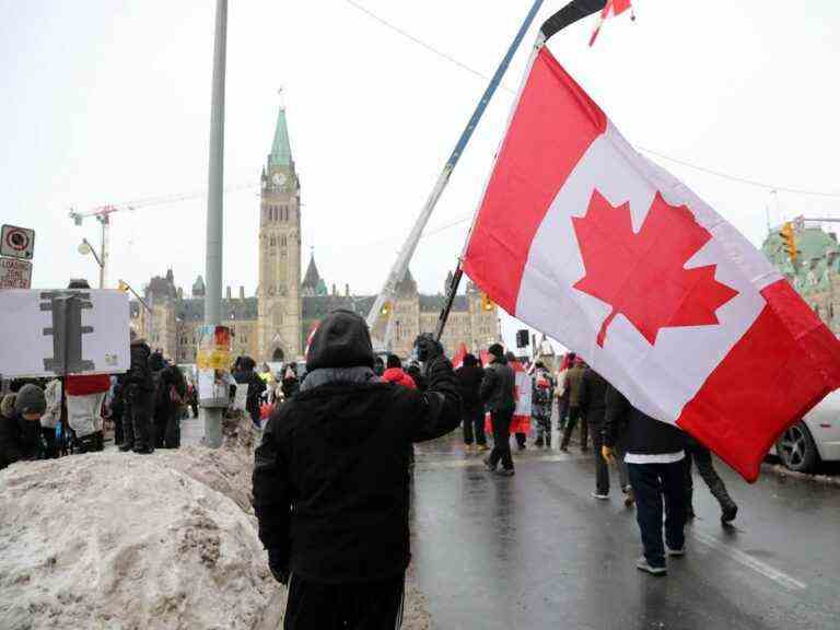 Les députés libéraux recommandent que la zone de la Colline du Parlement soit agrandie à la suite du Freedom Convoy