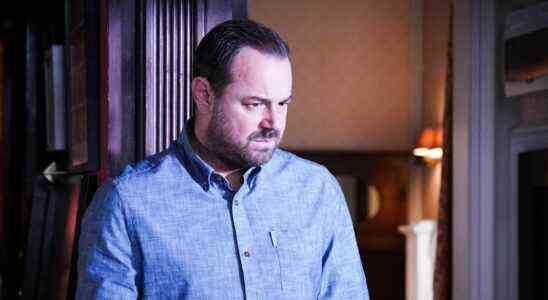 Le patron d'EastEnders, Chris Clenshaw, explique la raison de la sortie tragique de Mick