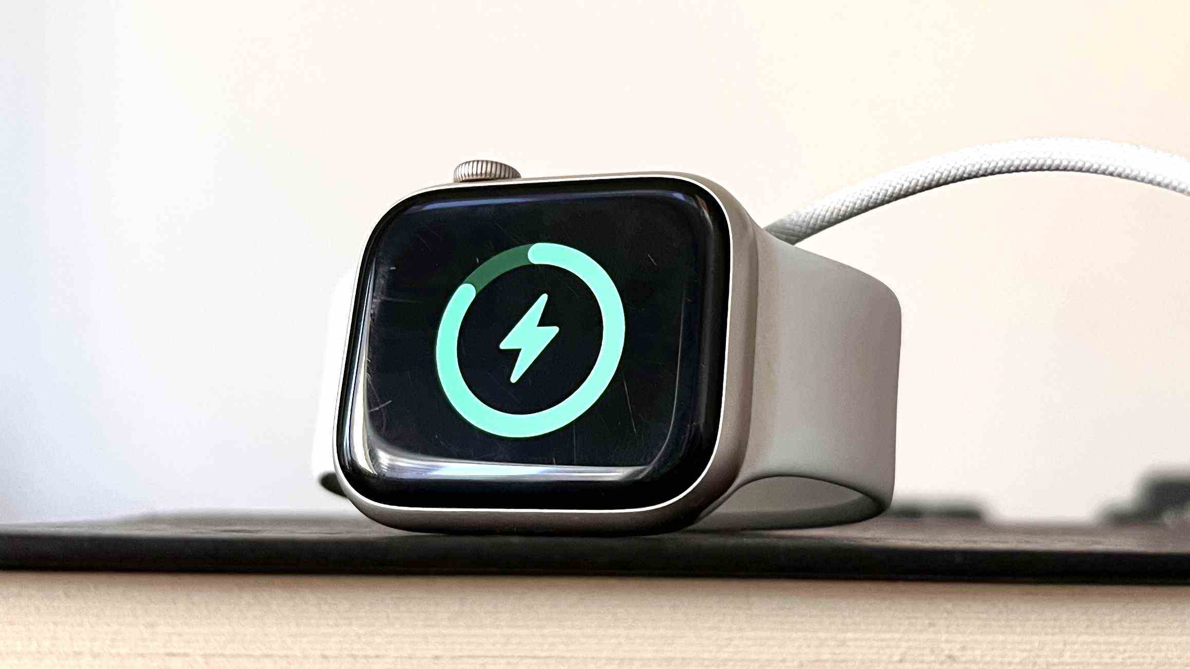 Chargement de l'Apple Watch