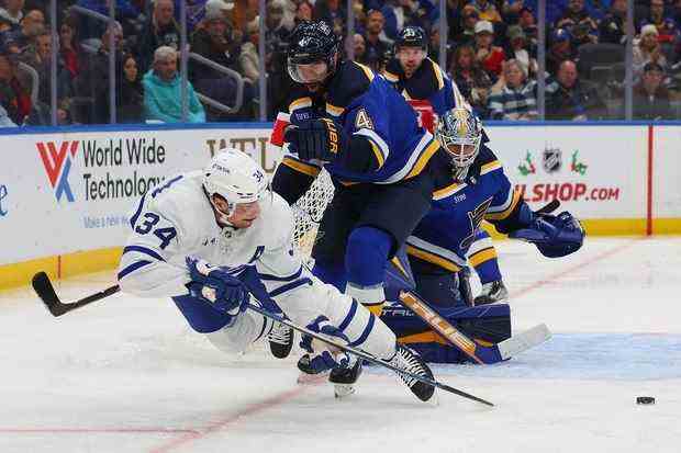 Nylander marque en prolongation alors que les Maple Leafs reviennent de la pause pour battre les Blues