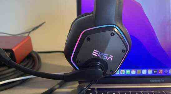 EKSA 1000 gaming headset