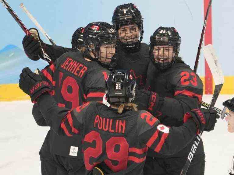 ANNÉE DANS LES SPORTS : la médaille d’or du Canada libère « toutes les émotions »