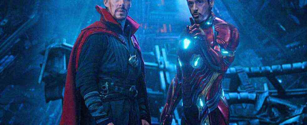 Benedict Cumberbatch as Doctor Strange and Robert Downey Jr as Iron Man in Avengers: Infinity War