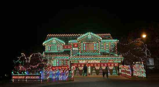 Ces affichages de maison de Noël font honte aux lumières RVB des joueurs