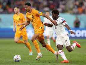 Cody Gakpo des Pays-Bas en action lors de la Coupe du Monde de la FIFA Qatar 2022 Round of 16 match entre les Pays-Bas et les États-Unis au Khalifa International Stadium le 03 décembre 2022 à Doha, Qatar.