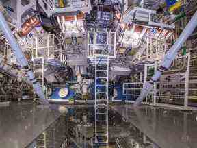 Cette image non datée fournie par le National Ignition Facility du Lawrence Livermore National Laboratory montre la NIF Target Bay à Livermore, en Californie.