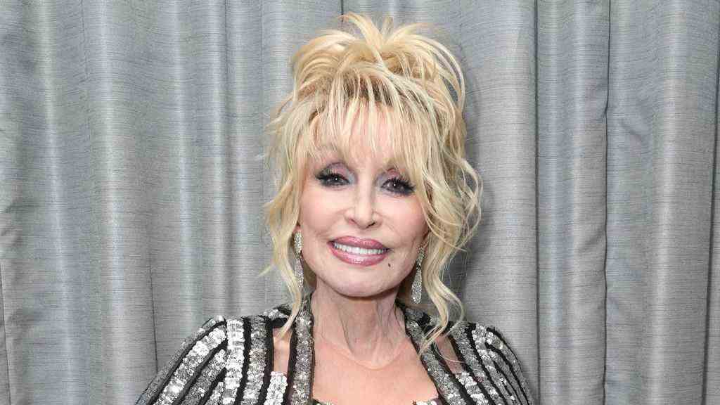 Dolly Parton rejoint TikTok : 