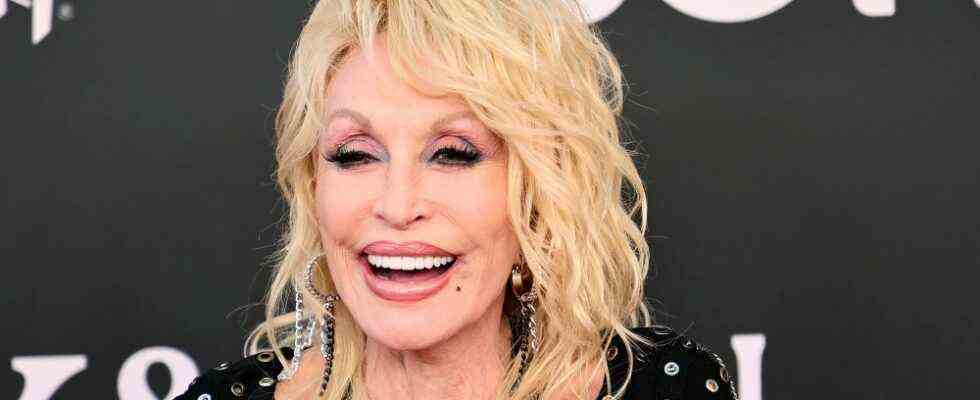 Dolly Parton rejoint TikTok Le plus populaire doit être lu Inscrivez-vous aux newsletters Variété Plus de nos marques