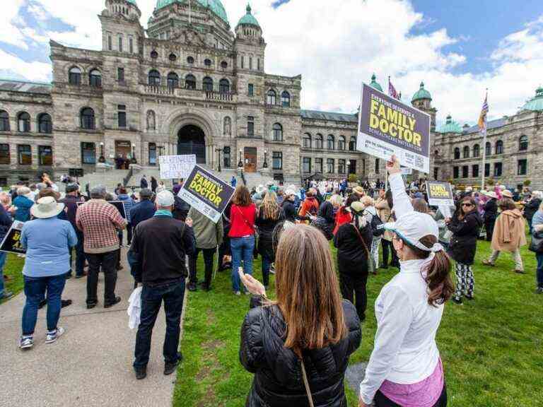 Douglas Todd : La soif du Canada pour les médecins formés à l’étranger mène à l’exode des cerveaux des pays pauvres