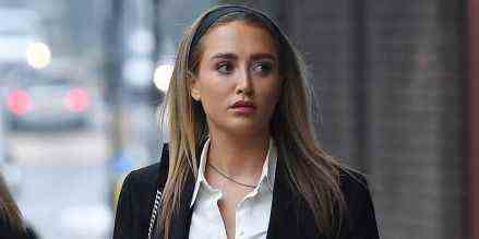 Georgia Harrison de Love Island "se sent renforcée" alors que l'ex Stephen Bear est condamné dans une affaire de "revenge porn"

